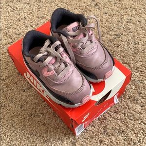Baby girl Nike Air Max 90